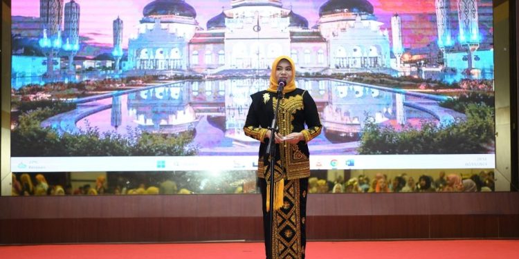 Jamuan Hangat Penuh Keakraban, PKK Aceh Jamu Rombongan DWP Ditjen Bina Adwil Kemendagri di Pendopo Gubernur