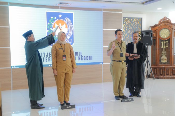 Pelantikan Pejabat Ditjen Bina Adwil Wujudkan Kinerja Optimal dan Adaptif terhadap Tantangan Baru