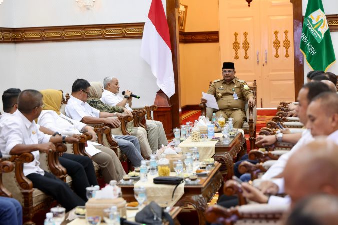 Pj Gubernur Safrizal Dukung Iklim Usaha, Terima Pengurus Kadin