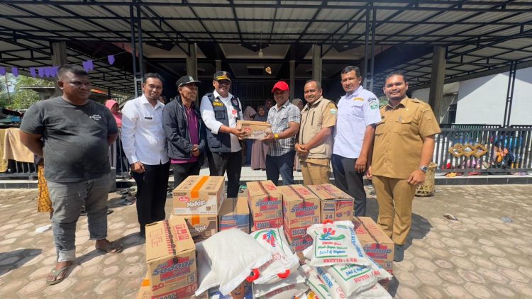 Dirjen Bina Adwil Turun Langsung, Bantu Warga Gampong Paya Cut